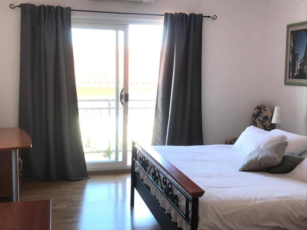 Pink Inn Подстрана Экстерьер фото